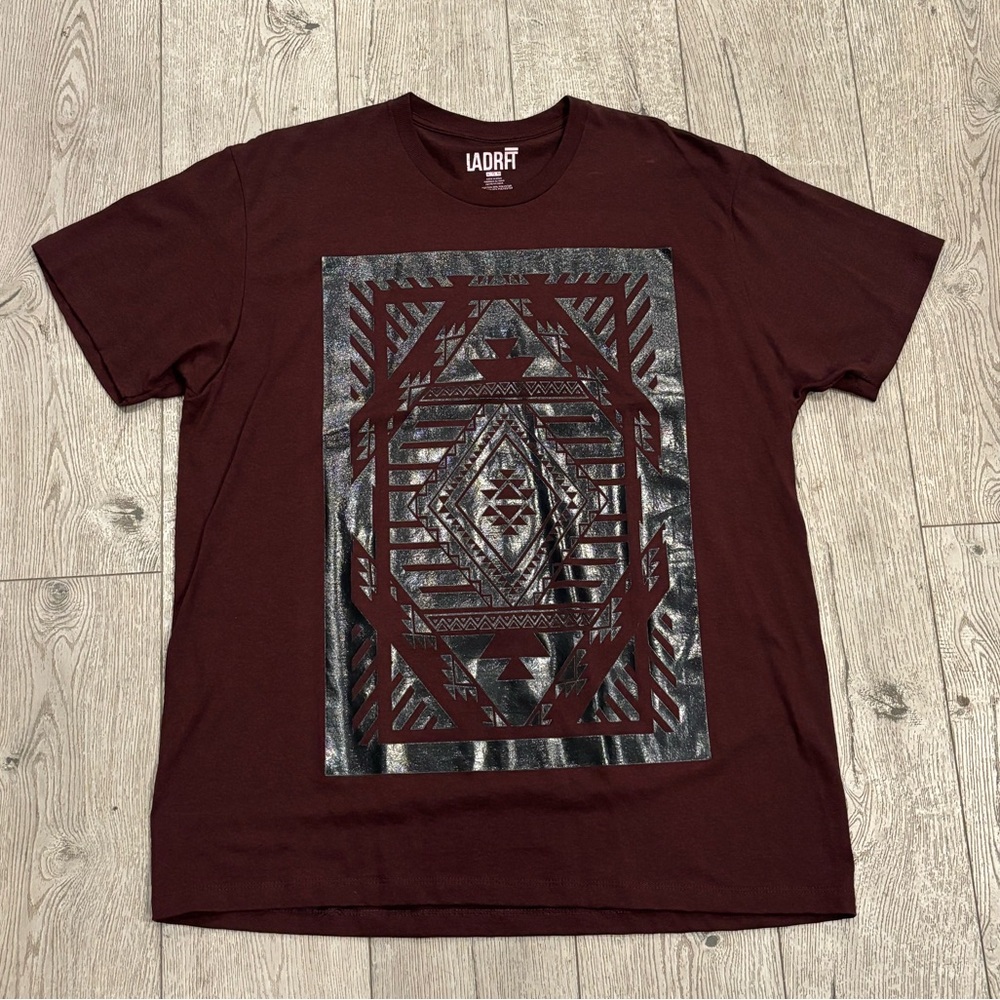Men’s Maroon Graphic T-Shirt